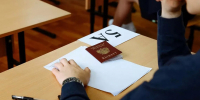 Основной период ЕГЭ стартовал в России, экзамен сдадут более 700 тыс. учеников - Луганский Информационный Центр