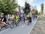 Ко Дню флага РФ единороссы провели велопробег по улицам Луганска