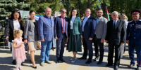 Руководитель фракции "СПРАВЕДЛИВАЯ РОССИЯ-ПАТРИОТЫ-ЗА ПРАВДУ" в Народном Совете Луганской Народной Республики Геннадий Тараканов сегодня принял участие в открытом республиканском фестивале семейного творчества и национальных культур "Созвездие мира и согласия" - Справедливая Россия