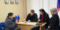 Яна Пащенко и Александр Криеренко провели прием граждан в местной общественной приемной - Город Луганск