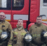 Спасатели эвакуировали из горящей пятиэтажки в Луганске мать и четверых детей - Луганский Информационный Центр