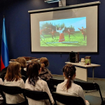 В Луганском краеведческом музее прошла викторина «Народы России» для школьников